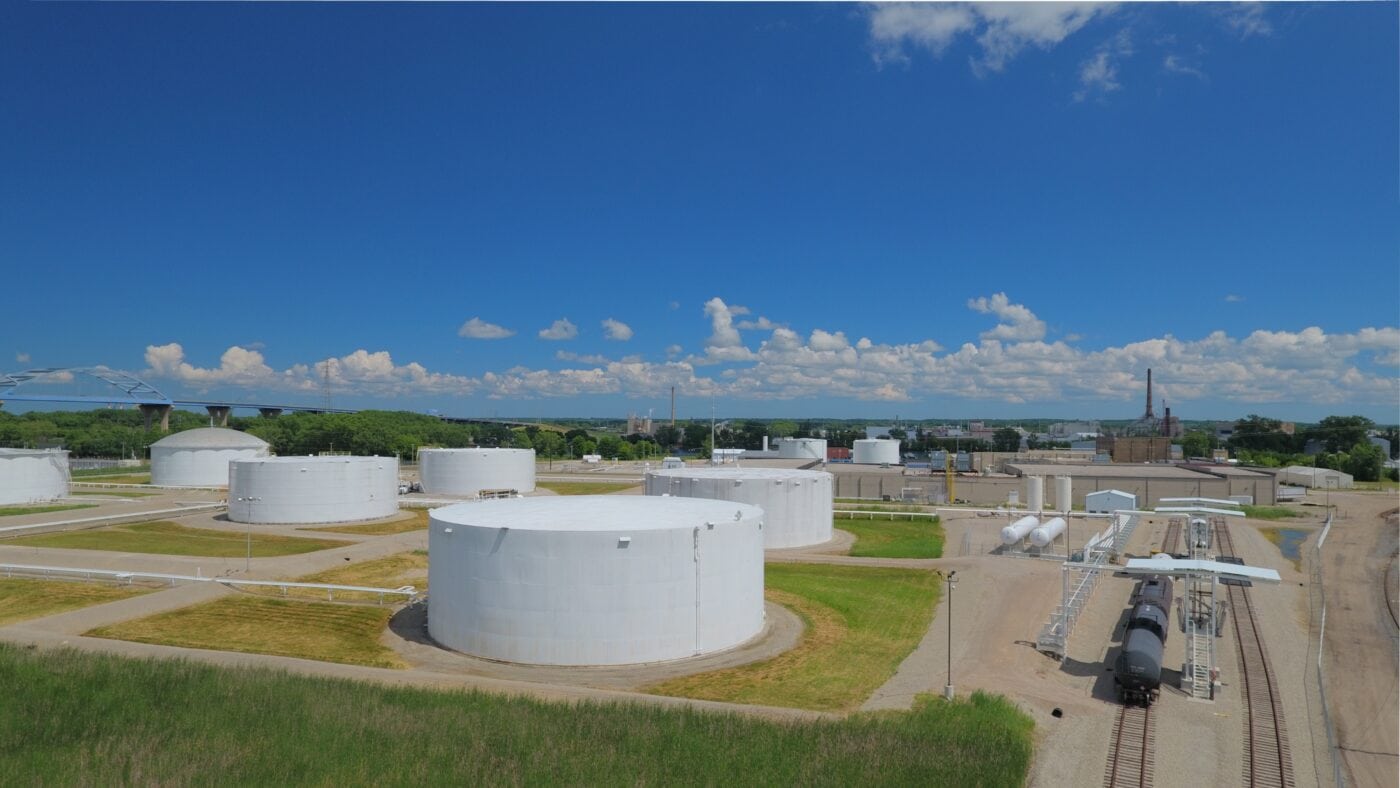A U.S. Energy fuel terminal  in Green Bay, Wisconsin, with tank storage and railcar access to distribute energy solutions across the energy supply chain. 