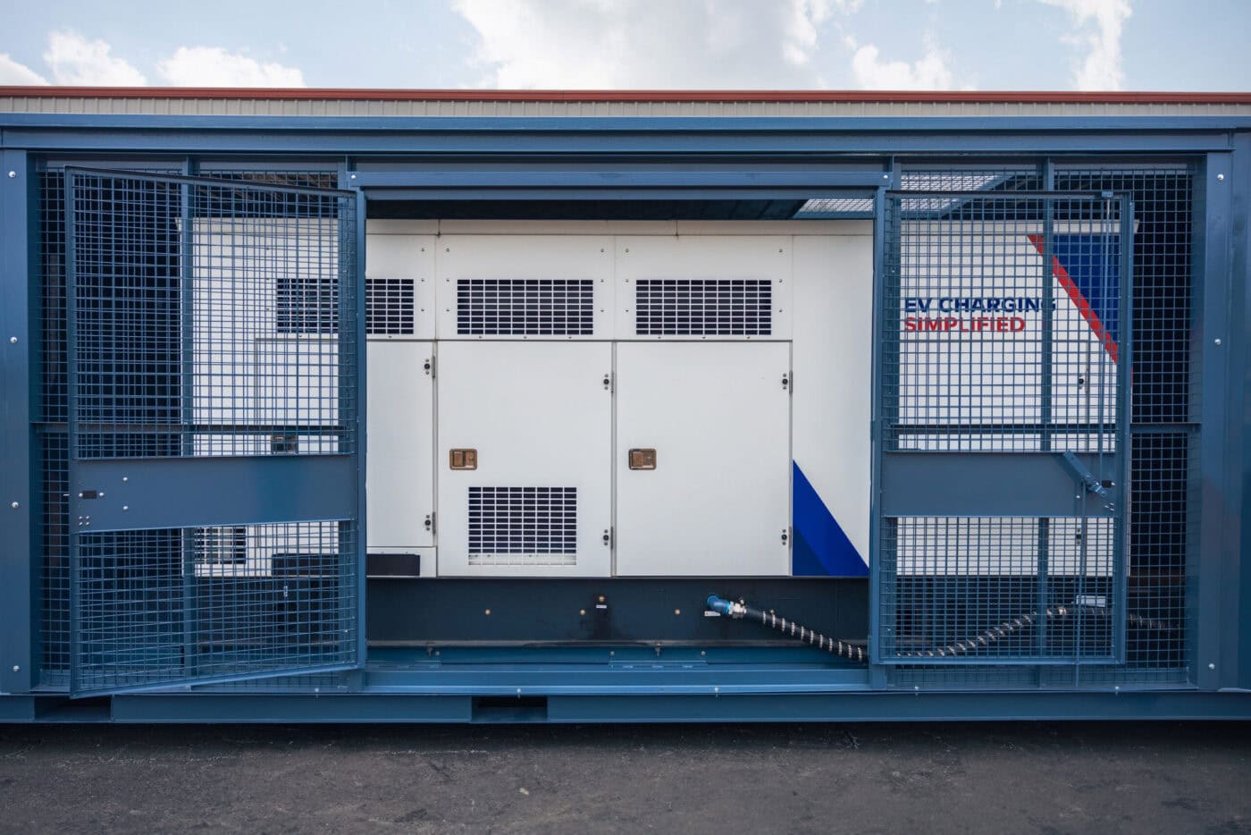 Onboard, on demand natural gas (conventional or renewable) generator for U.S. Energy's Volt Vault EV charger